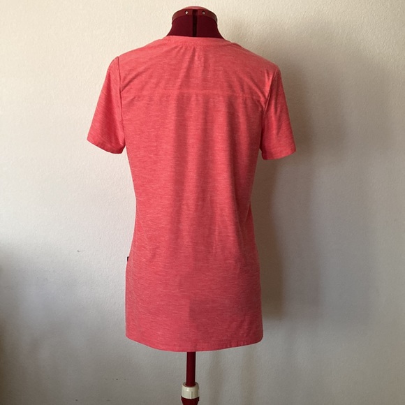 SKECHERS USA Size Small Orange Tee
88% POLYESTER 12% SPANDEX
MADE IN JORDAN - Picture 4 of 11